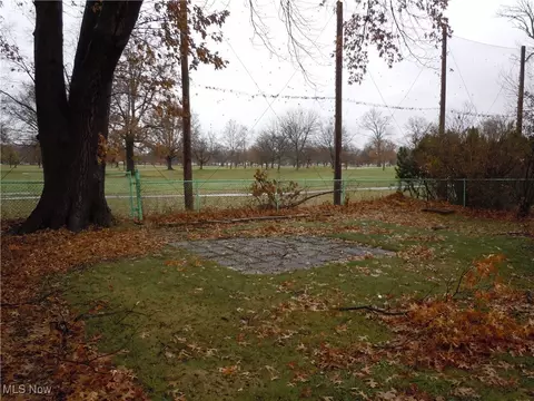 24201 Devoe Ave, Euclid, OH 44123 photo 22