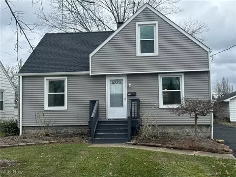 315 Meadowbrook Ave, Warren, OH 44483