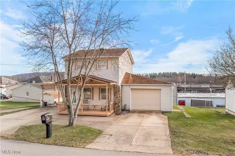 2004 Greenwood Ave, Cambridge, OH 43725