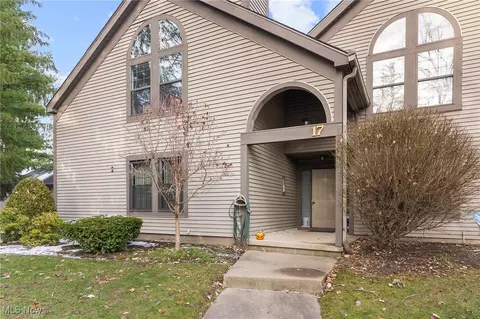 1263 Red Tail Hawk Ct #5, Boardman, OH 44512