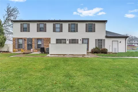6496 Liberty Bell Dr #31D, Brook Park, OH 44142
