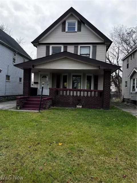 3270 E 118th St, Cleveland, OH 44120