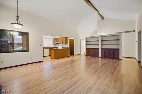 2402 Call Rd, Stow, OH 44224 photo 4
