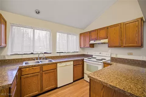 2402 Call Rd, Stow, OH 44224 photo 6