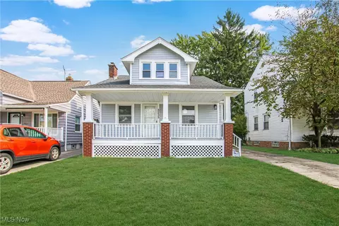 5235 Thomas St, Maple Heights, OH 44137