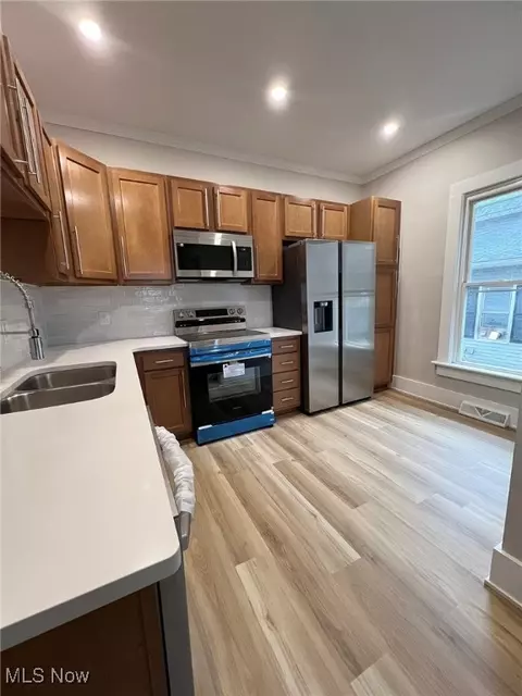 319 E 7th St, Dover, OH 44622 photo 14
