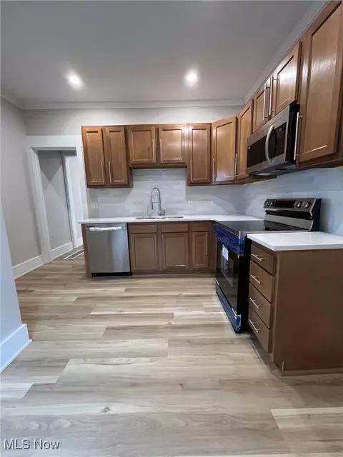 319 E 7th St, Dover, OH 44622 photo 15