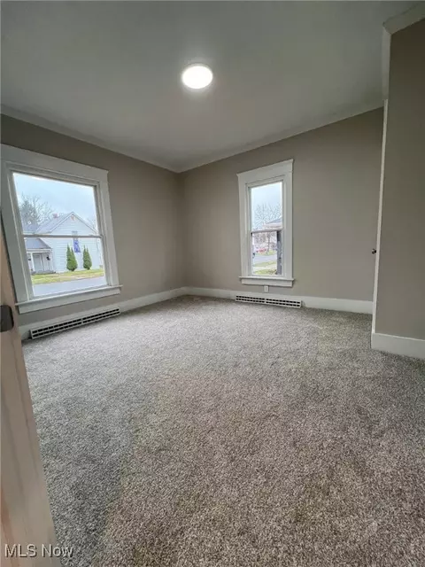 319 E 7th St, Dover, OH 44622 photo 11