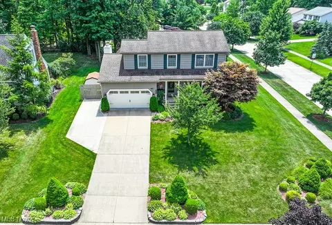 9634 Yellowwood Dr, Mentor, OH 44060