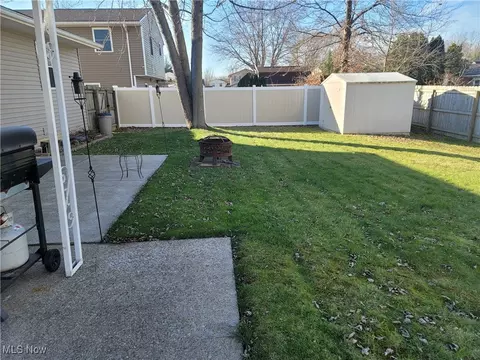 Exterior - 112 Nebraska Ave, Elyria, OH 44035 photo 2 of 5