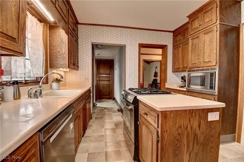 300 E 15th St, Dover, OH 44622 photo 31