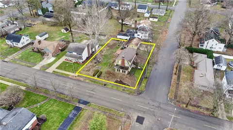 300 E 15th St, Dover, OH 44622 photo 8