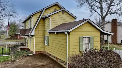 300 E 15th St, Dover, OH 44622 photo 16