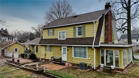 300 E 15th St, Dover, OH 44622 photo 18
