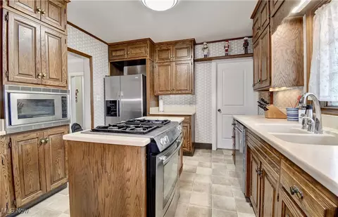 300 E 15th St, Dover, OH 44622 photo 30