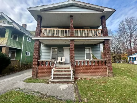 15521 Kipling Ave, Cleveland, OH 44110