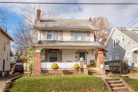1023 Bellflower Ave SW, Canton, OH 44710