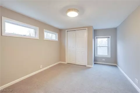263 N Cleveland St, Chagrin Falls, OH 44022 photo 15