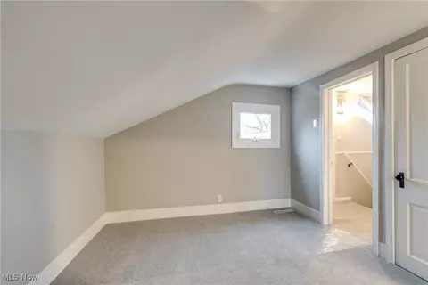 263 N Cleveland St, Chagrin Falls, OH 44022 photo 22