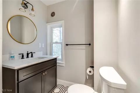 263 N Cleveland St, Chagrin Falls, OH 44022 photo 30