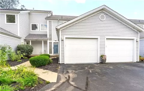 17617 Mahoning Ave, Lake Milton, OH 44429