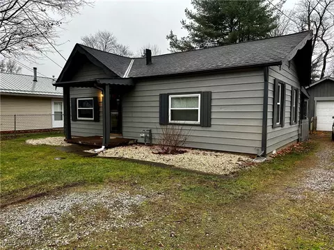 Exterior - 121 Howe St, Lodi, OH 44254 photo 1 of 6