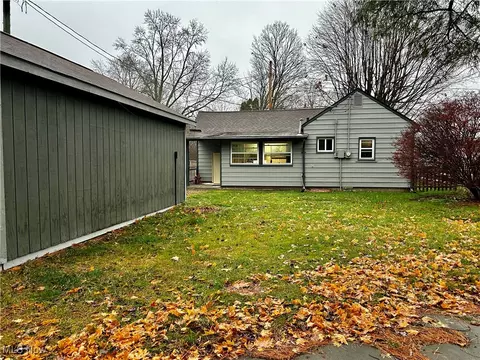 Exterior - 121 Howe St, Lodi, OH 44254 photo 6 of 6