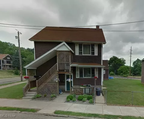 1202 Lawrence NE, Canton, OH 44705