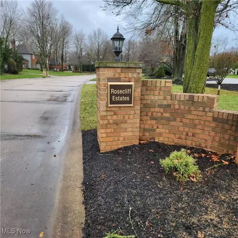 Rosecliff, Lorain, OH 44053