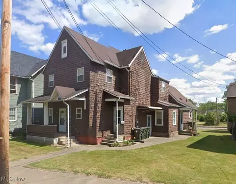 1206 Lawrence Rd NE, Canton, OH 44705