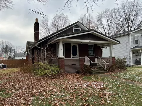 792 Kennebec Ave, Akron, OH 44305