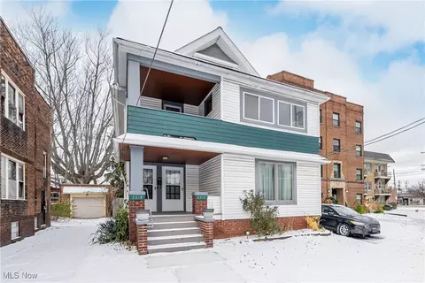 3312 Bosworth Rd, Cleveland, OH 44111