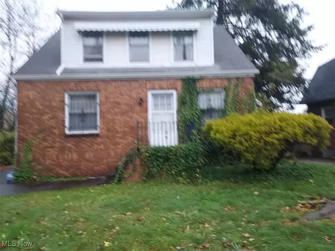 1914 S S Hts, Youngstown, OH 44502