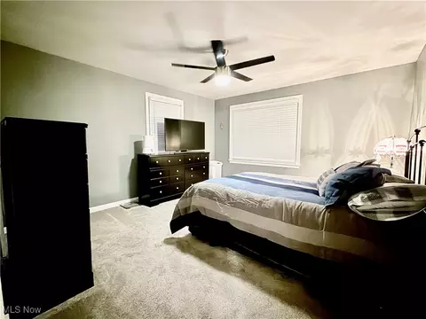 Bedroom - 30 Renee Dr, Struthers, OH 44471 photo 1 of 6