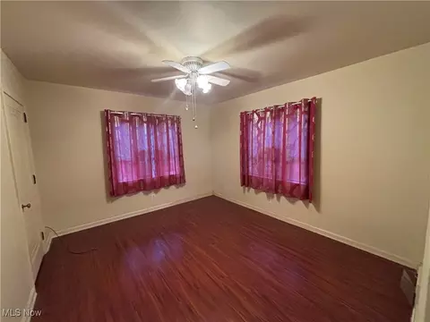 Bedroom - 200 E 15th St, Dover, OH 44622 photo 3 of 4