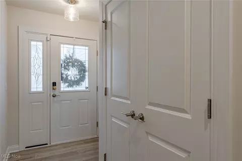 164 Larimar Dr, Willowick, OH 44095 photo 3
