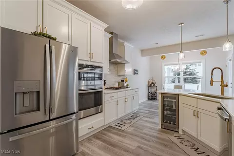 164 Larimar Dr, Willowick, OH 44095 photo 8