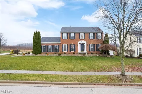 4143 Southwyck Rd, Uniontown, OH 44685