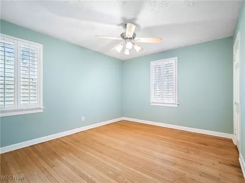 442 Cambridge Ave, Elyria, OH 44035 photo 13