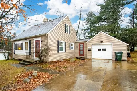 211 Miller Rd, Wooster, OH 44691