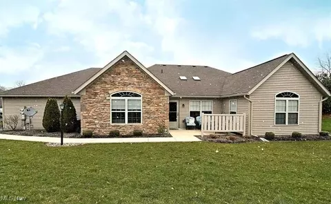 3078 Mahogany Run Cir NW, North Canton, OH 44720