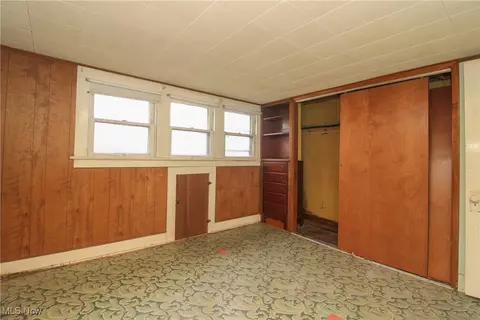 100 Perry St, Struthers, OH 44471 photo 17