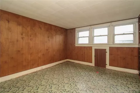 100 Perry St, Struthers, OH 44471 photo 16