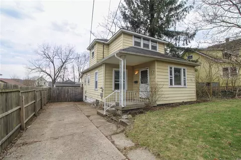 100 Perry St, Struthers, OH 44471 photo 23