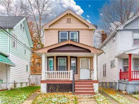 12214 Iowa Ave, Cleveland, OH 44108