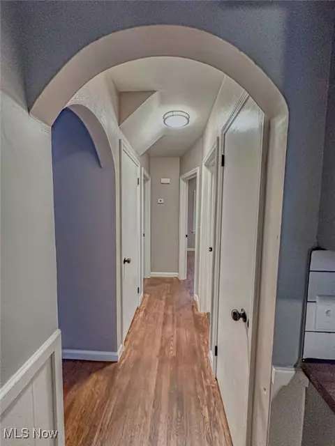 Entry Way - 1755 E 36th St, Lorain, OH 44055 photo 2 of 2