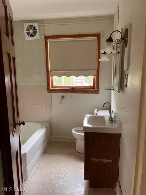 Other - 605 Bond St, Dover, OH 44622 photo 9 of 16