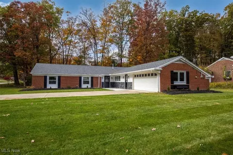 7621 Winding Way, Brecksville, OH 44141