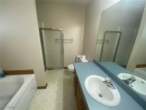 Bath - 39306 Chestnut Ridge Rd, Elyria, OH 44035 photo 3 of 3