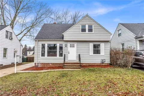 19241 Stafford Ave, Maple Heights, OH 44137